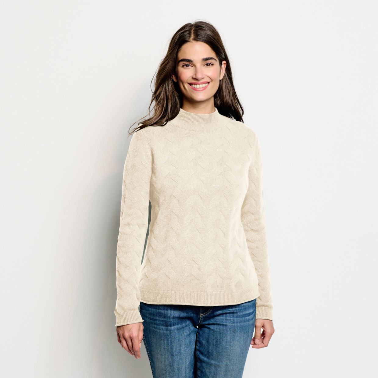 Easy Cashmere Cable Mockneck Sweater