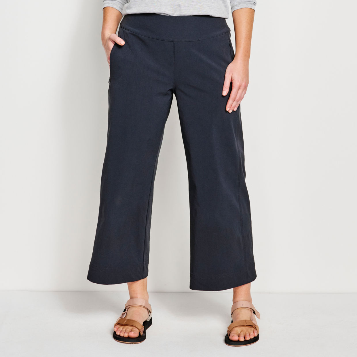Women's Wonder Ripstop Wide-Leg Crop Pants True Navy Size 10 Nylon/Nylon-Blend/Sustainable Blend Orvis