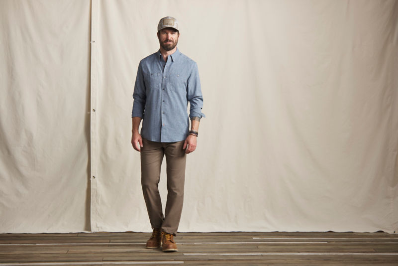 Men&rsquo;s Tech Chambray Long-Sleeve Work Shirt - BLUE CHAMBRAY