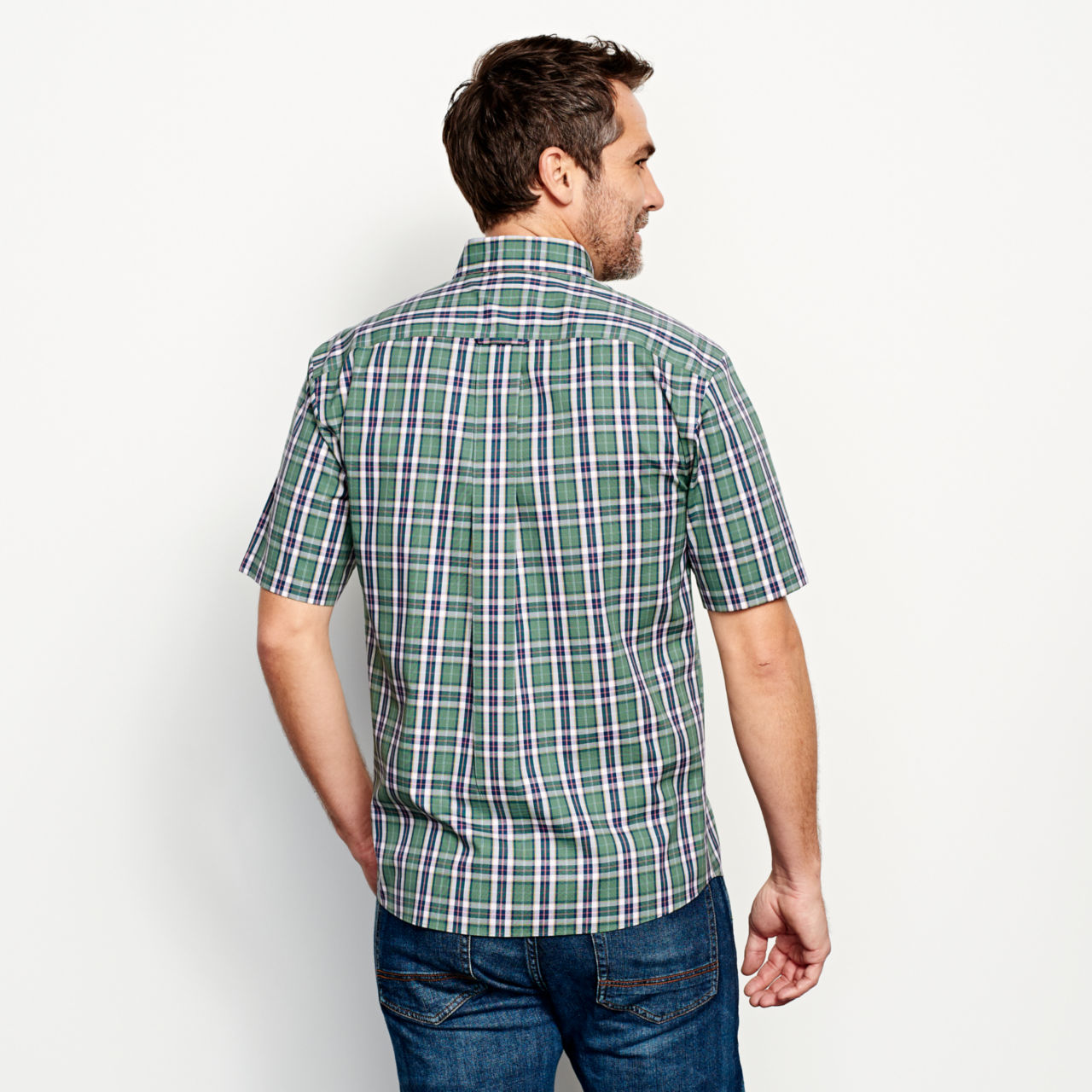 Wrinkle-Free Short-Sleeved Shirt - Regular - BASIL image number 3