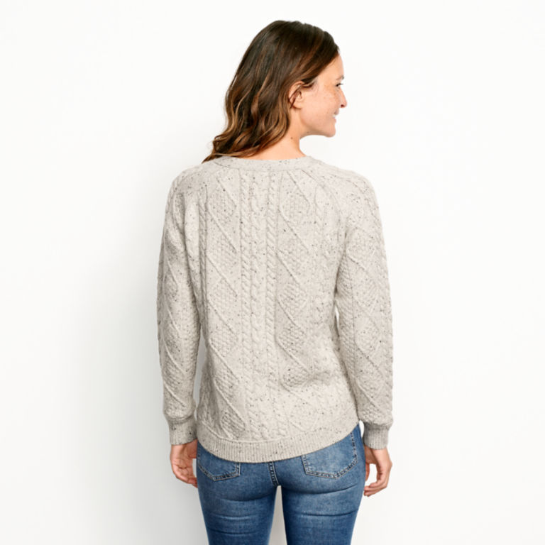 Donegal Cable Crew Sweater - LIGHT GRAY image number 3