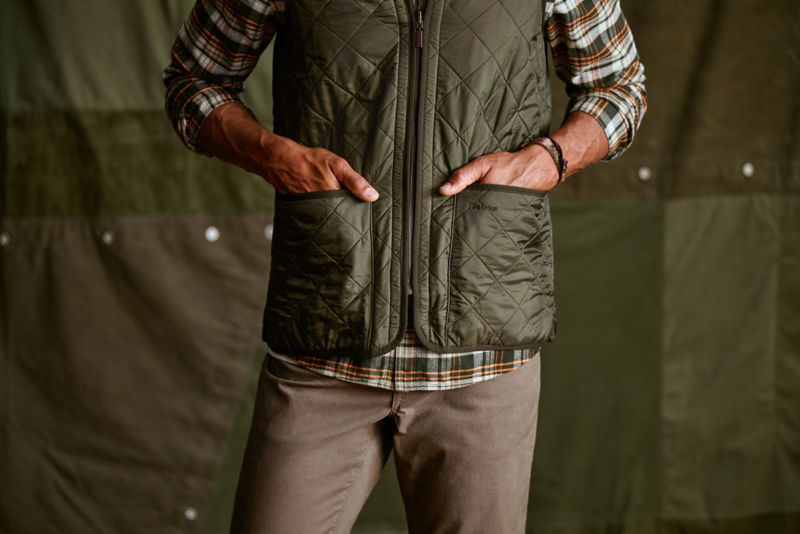 Barbour&reg; Polarquilt Zip-In Liner - OLIVE image number 2