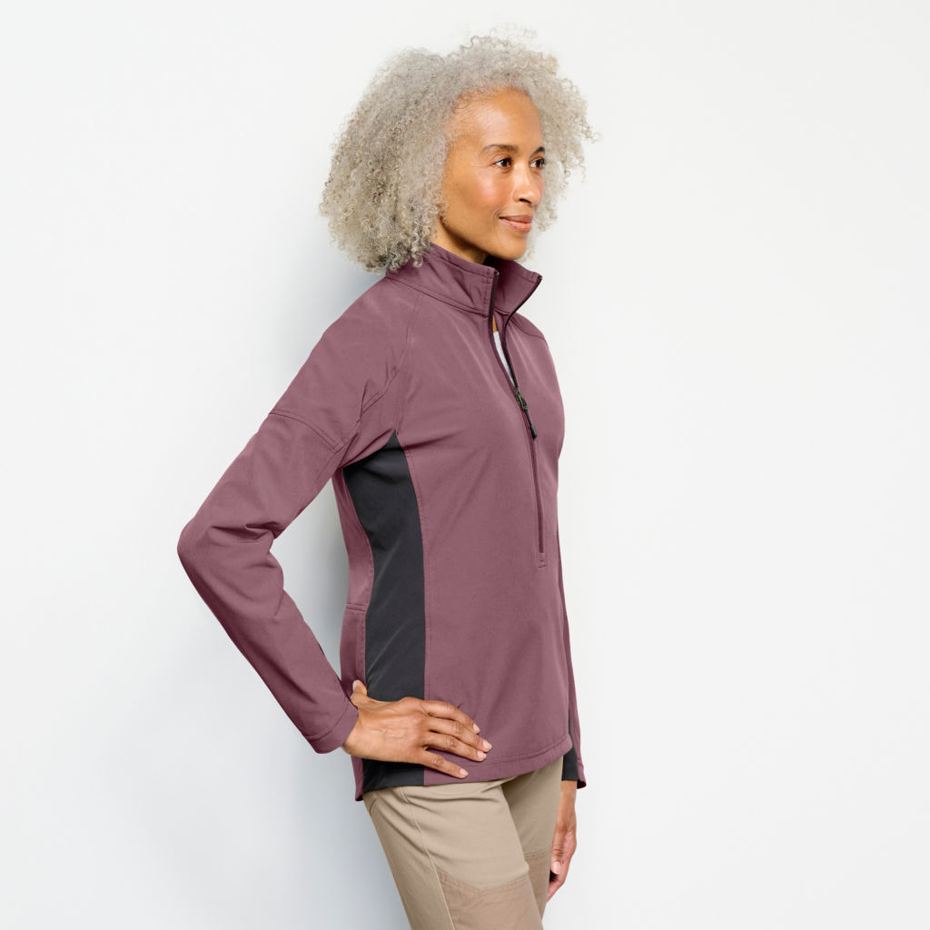 Women’s PRO LT Softshell Pullover - HUCKLEBERRY image number 3