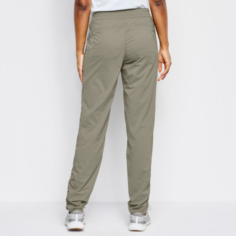 All-Around Relaxed Fit Cinch Straight-Leg Pants -  image number 3