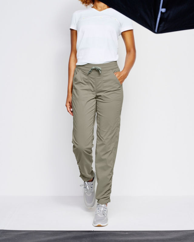 cinch khaki pants