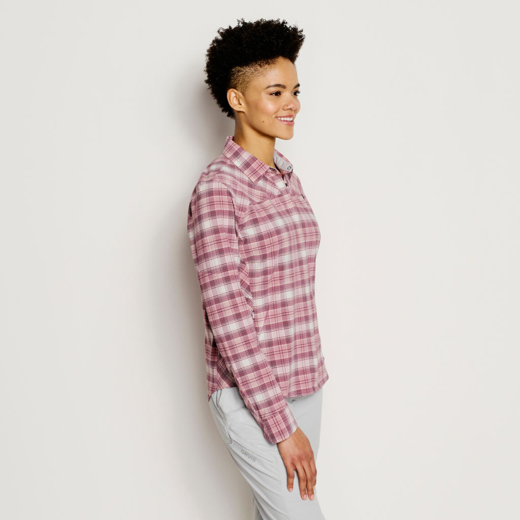 Women’s PRO Stretch Long-Sleeved Shirt - LILAC PLAID image number 3