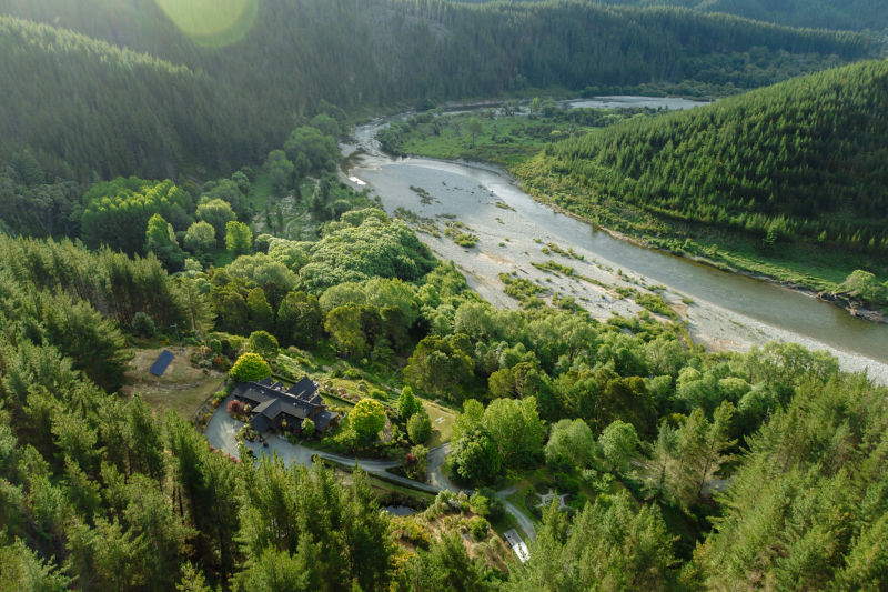 Stonefly Lodge, South Island -  image number 2