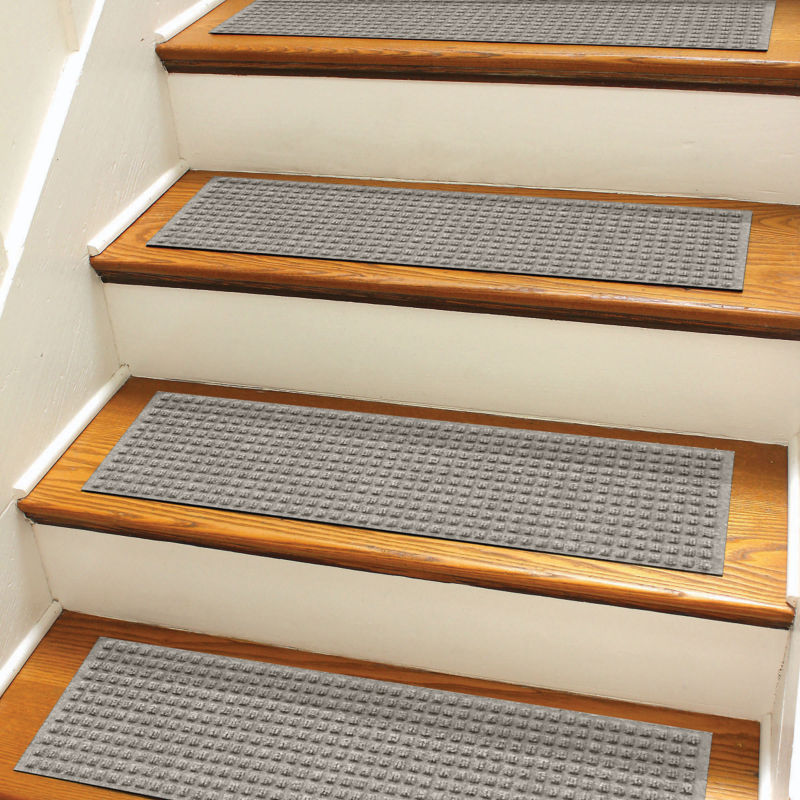 Recycled WaterHog&reg; Grid Stair Treads - GRAY