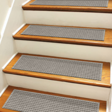 Recycled Water Trapper®  Grid Stair Treads - Set of Four - GRAY