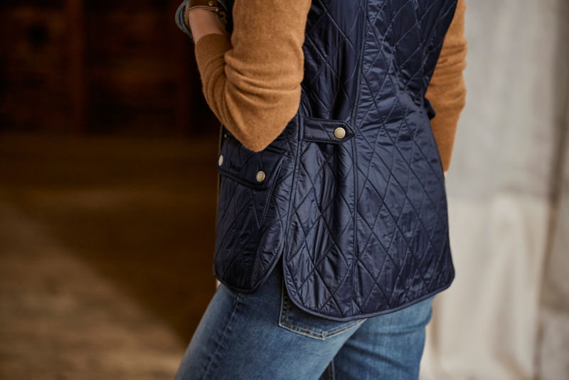 Barbour&reg;  Wray Gilet - NAVY image number 5