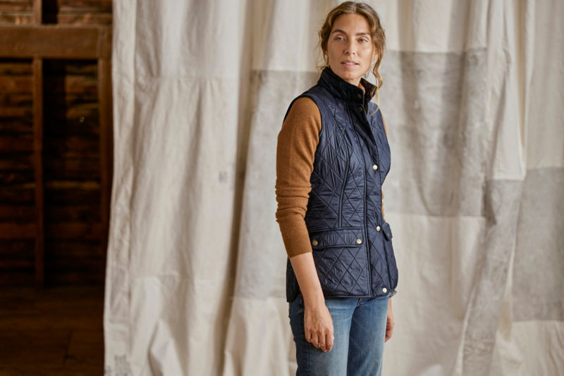 Barbour&reg;  Wray Gilet - NAVY image number 0
