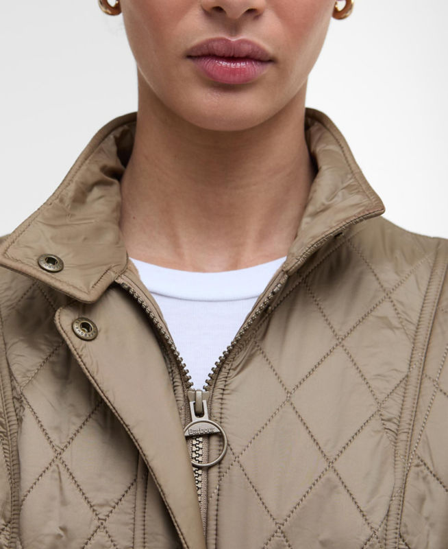 Barbour&reg;  Wray Gilet - MILITARY BROWN image number 2