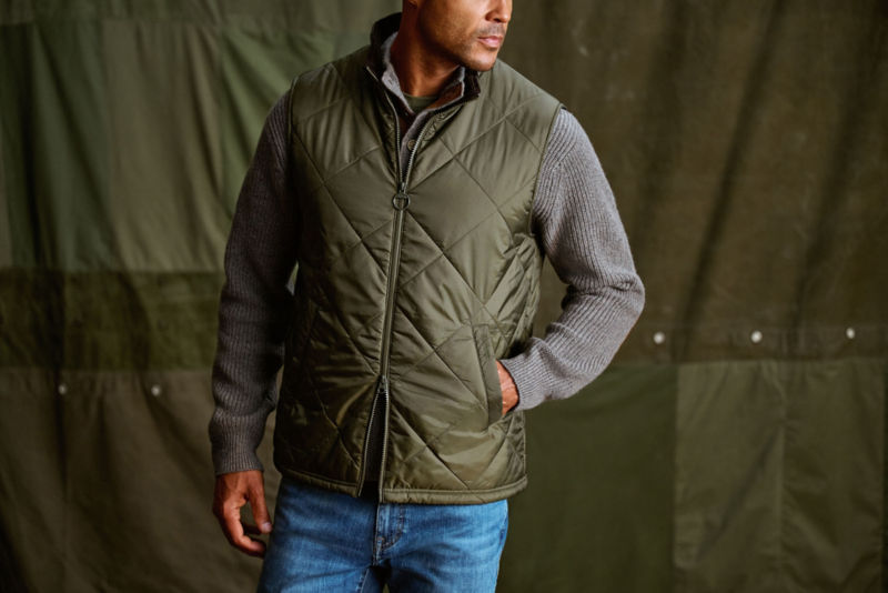 Barbour&reg; Finn Gilet - OLIVE image number 3