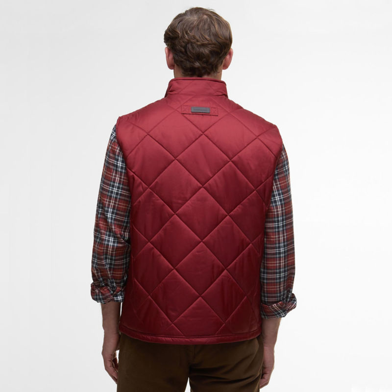 Barbour&reg; Finn Gilet - BRICK RED image number 5
