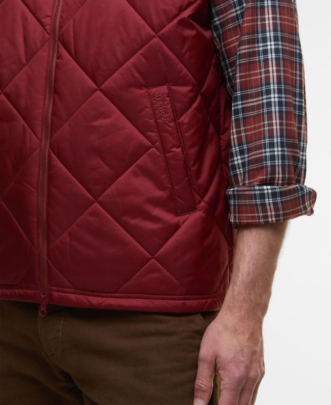 Barbour&reg; Finn Gilet - BRICK RED image number 3