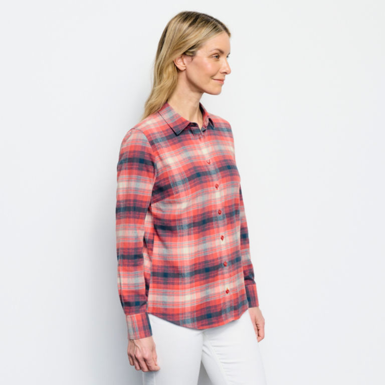 Women's Tech Flannel Shirt -  image number 3