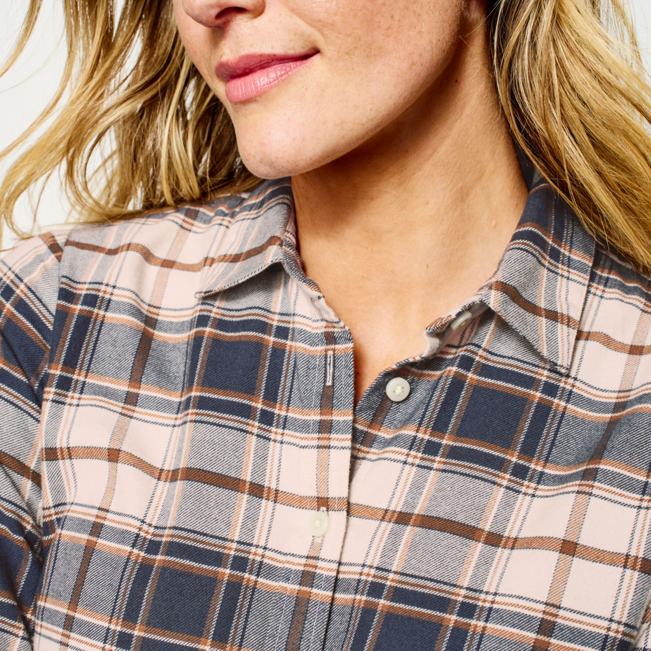 Women’s Lodge Flannel Plaid Shirt - MINERAL BLUE image number 5