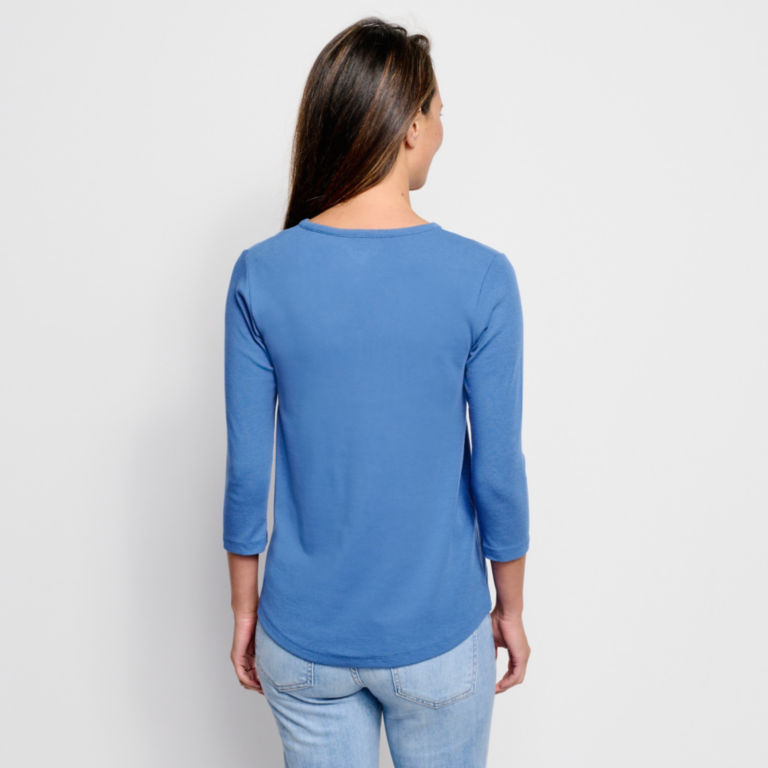 Relaxed V-Neck Three-Quarter-Sleeved Perfect Tee -  image number 2