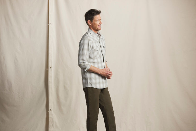 Tech Chambray Long-Sleeve Western Shirt - DARK CHARCOAL image number 3