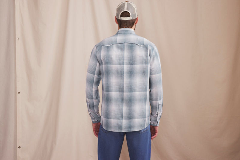 Tech Chambray Long-Sleeve Western Shirt - BLUE CHAMBRAY image number 6