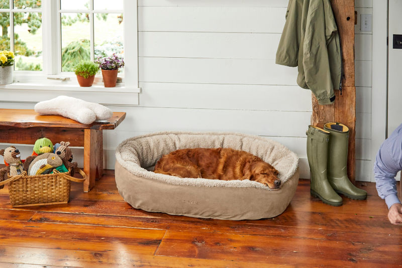 ComfortFillEco™ Wraparound Dog Bed with Fleece Orvis