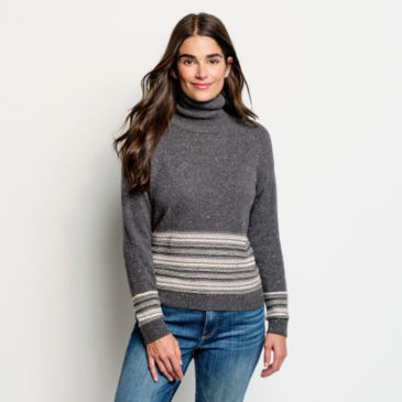 Border-Stitch Detail Sweater - 