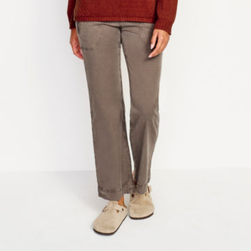 Explorer Pull-On Pant in Peat.
