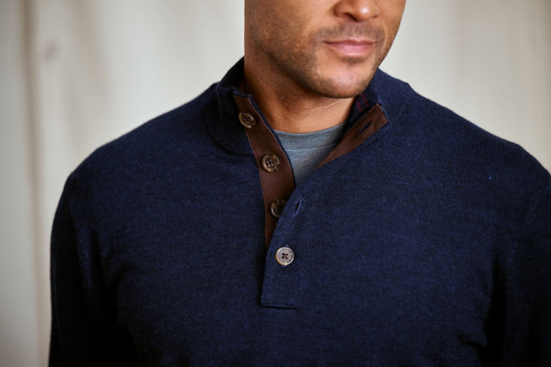 Merino Button Mockneck Sweater - NAVY image number 1