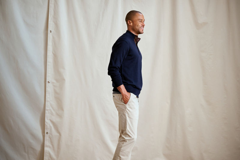 Merino Button Mockneck Sweater - NAVY image number 2