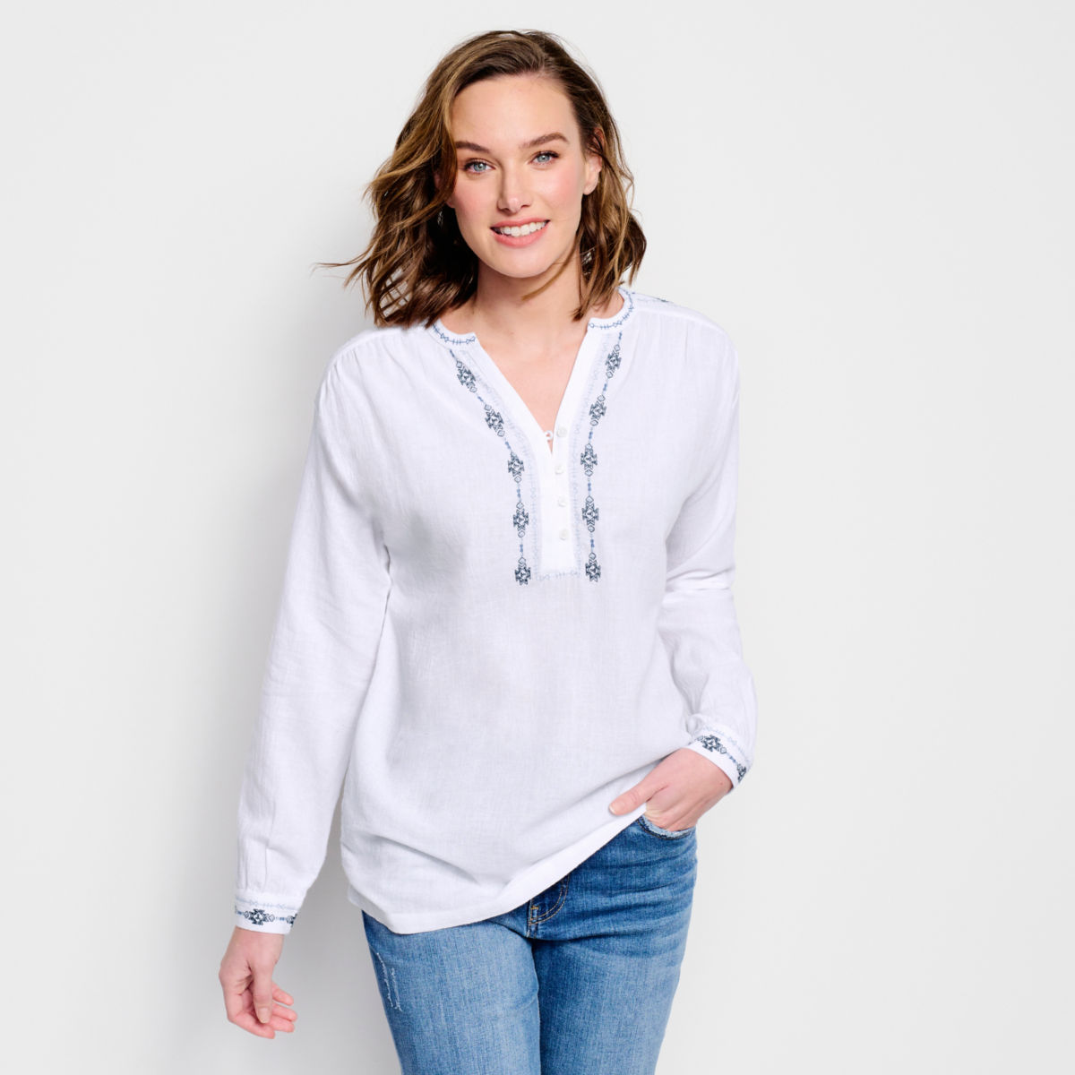 Embroidered Popover Shirt - WHITE/BLUEimage number 0