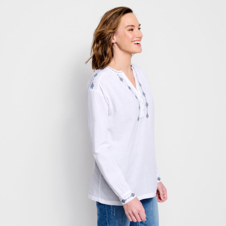 Embroidered Popover Shirt - WHITE/BLUE image number 1