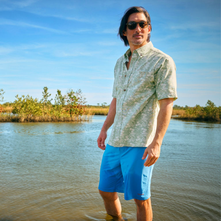 North Shore Short-Sleeved Printed Button-Down Shirt - FIDDLEHEAD image number 1