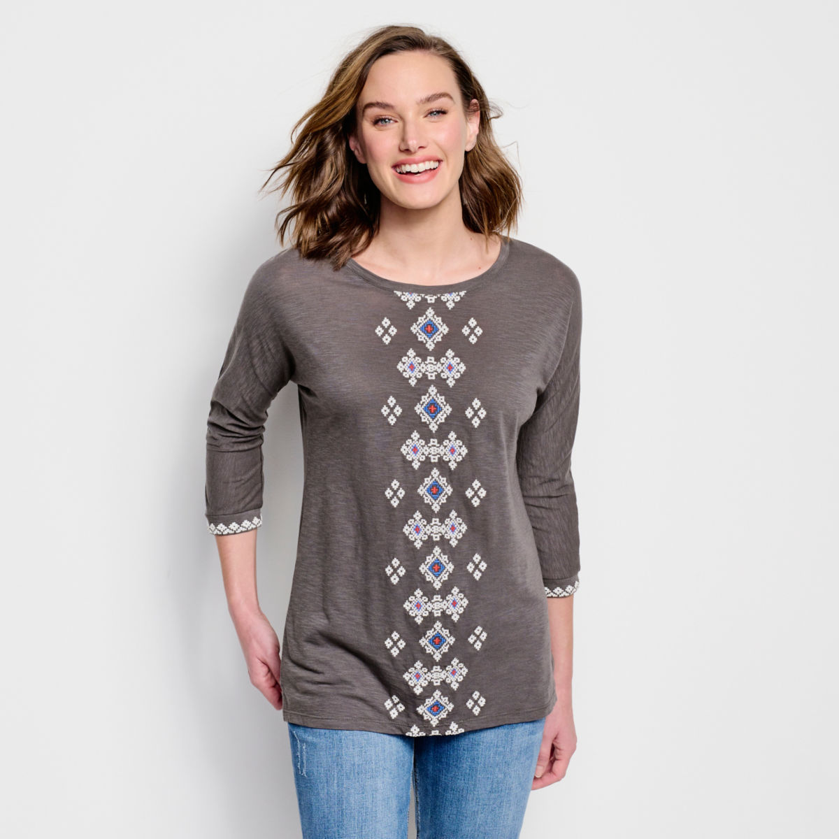 Embroidered Dolman Three-Quarter-Sleeved Tee - DARK GRAYimage number 0