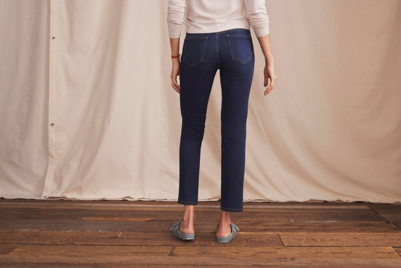 Kut from the Kloth&reg; Catherine Mid-Rise Boyfriend Jeans - ABELIA image number 2