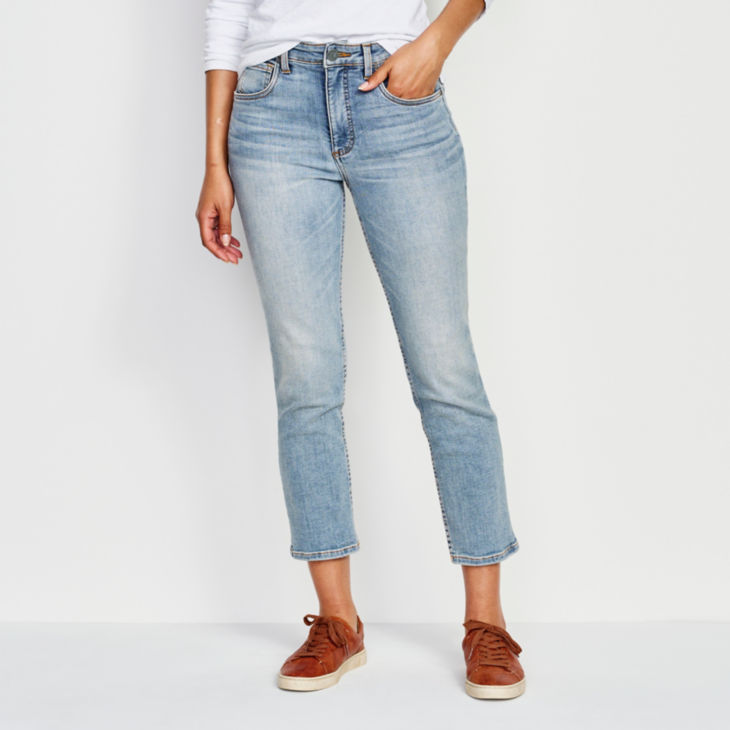Kut from the Kloth® Elizabeth High-Rise Fab Ab Straight Crop Jeans - MEDIUM INDIGO