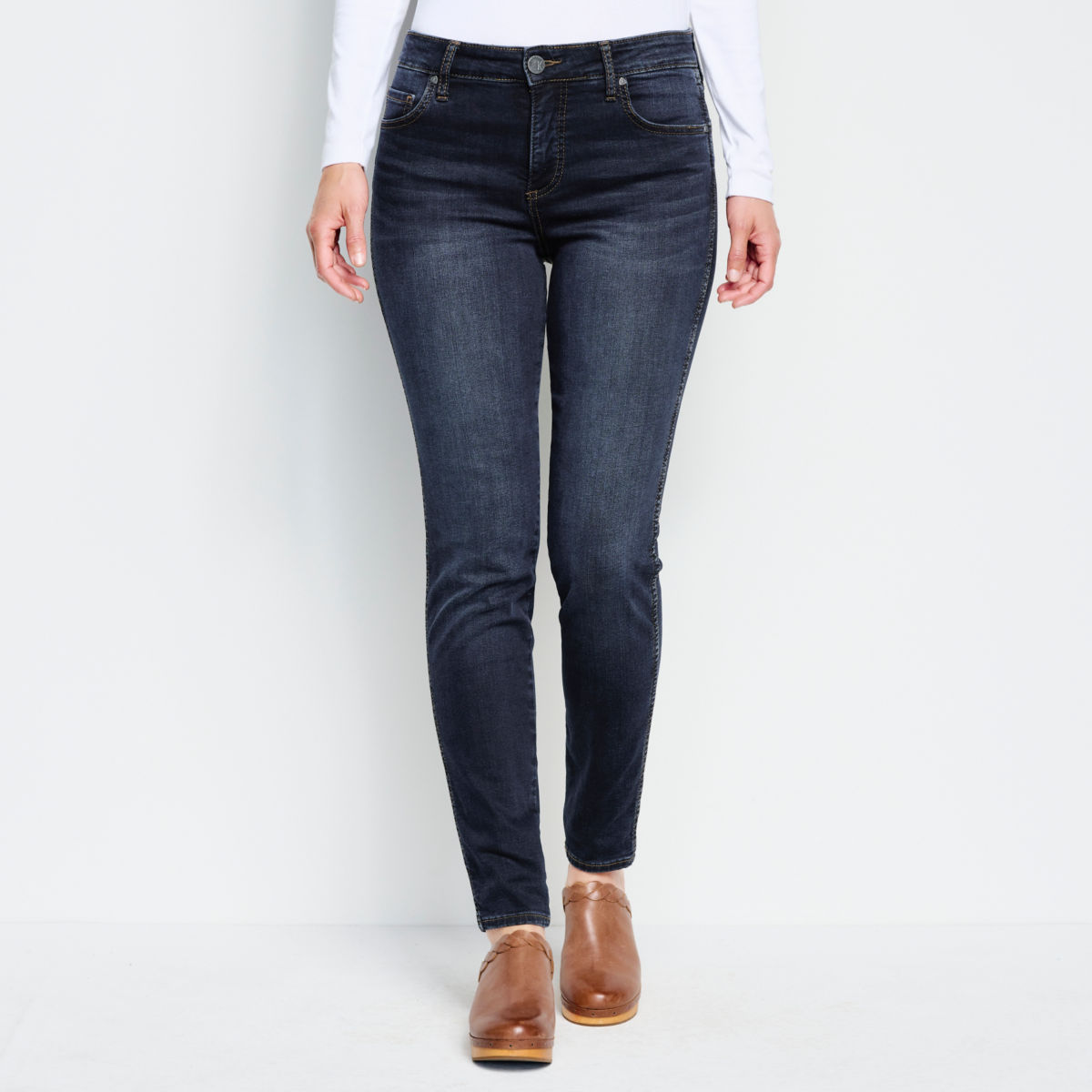 Kut From The Kloth® Diana High-Rise Fab Ab Skinny Jeans - DARK INDIGOimage number 0