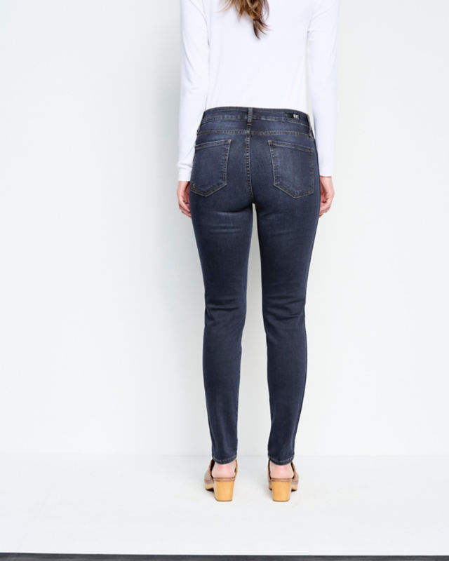 Kut from the Kloth&reg; Diana High-Rise Fab Ab Relaxed Skinny Jeans - INITATIVE image number 3