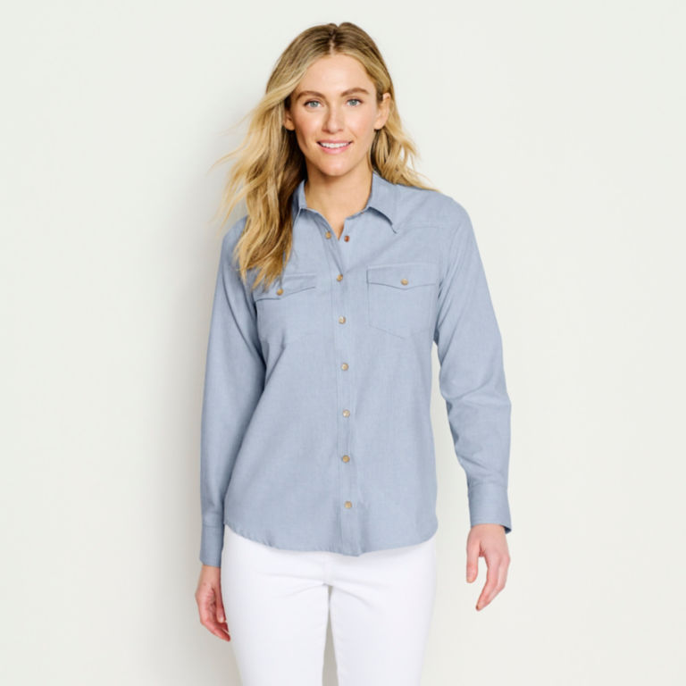 Women’s Western Breeze Tech Chambray Shirt - BLUE FOG image number 0