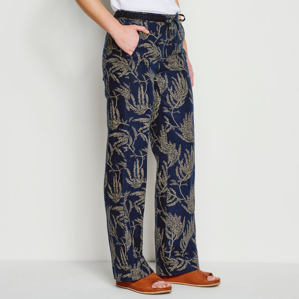 Performance Linen Relaxed Fit Wide Leg Pant - NAVY BOTANICAL PRINT image number 1