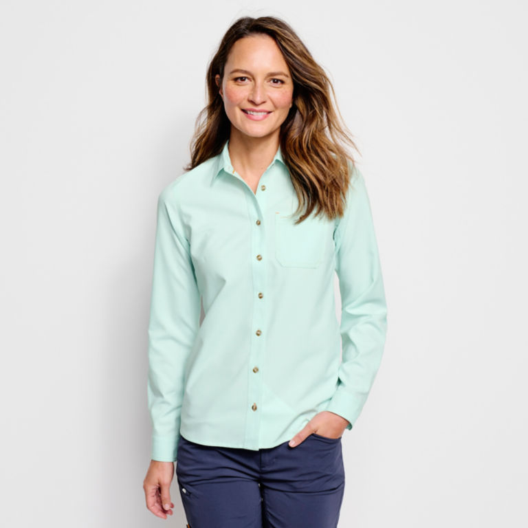 Long-Sleeved Tech Chambray Work Shirt -  image number 1