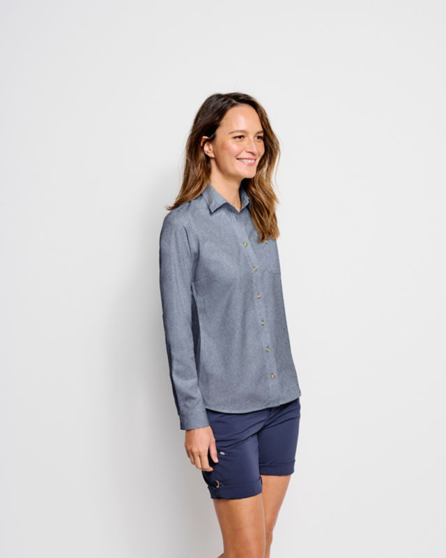 Women&rsquo;s Tech Chambray Long-Sleeve Work Shirt - BLUE CHAMBRAY image number 2