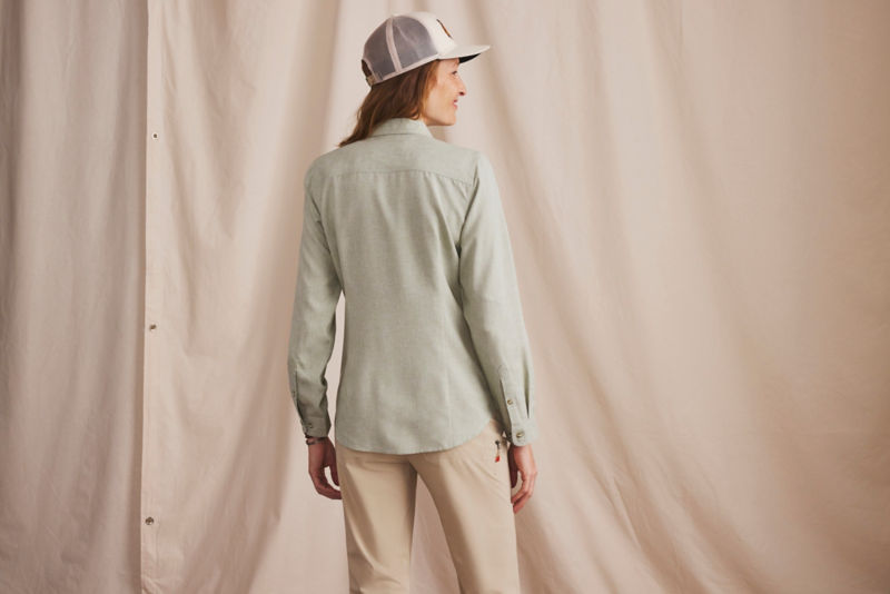 Women&rsquo;s Tech Chambray Long-Sleeve Work Shirt - WISTERIA image number 5