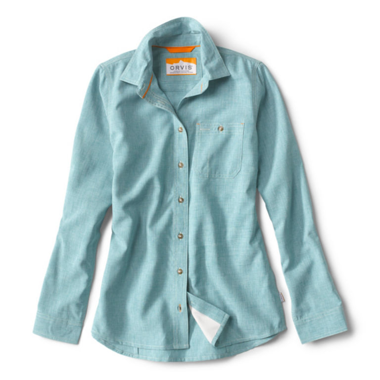 Women’s Long-Sleeved Tech Chambray Work Shirt -  image number 4