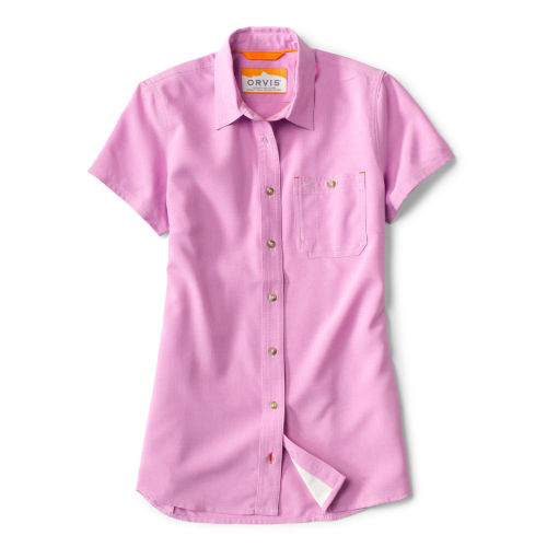 A Women’s Tech Chambray Short-Sleeved Work Shirt in pink lemonade.