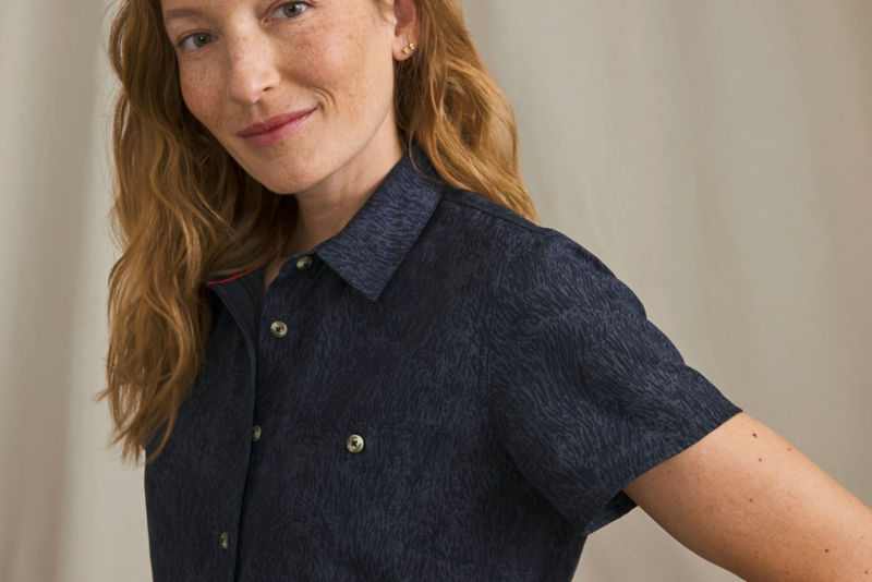 Women&rsquo;s Tech Chambray Short-Sleeve Work Shirt - CELADON image number 2