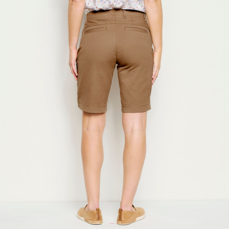 Everyday Chino Natural Fit 8" Shorts -  image number 2