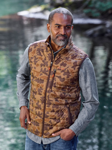 Man in Orvis 1971 Camo Recycled Drift Vest