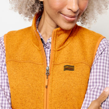 Recycled Sweater Fleece Vest - HARVEST GOLD image number 4
