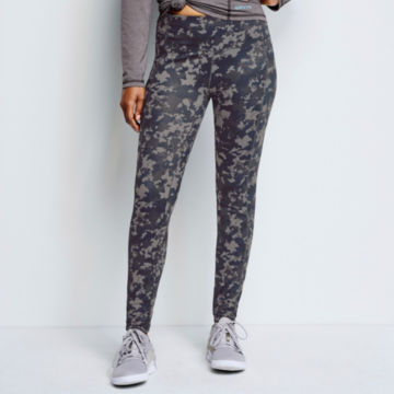 Zero Limits Fitted Leggings - NAVY FLOWER CAMO image number 1