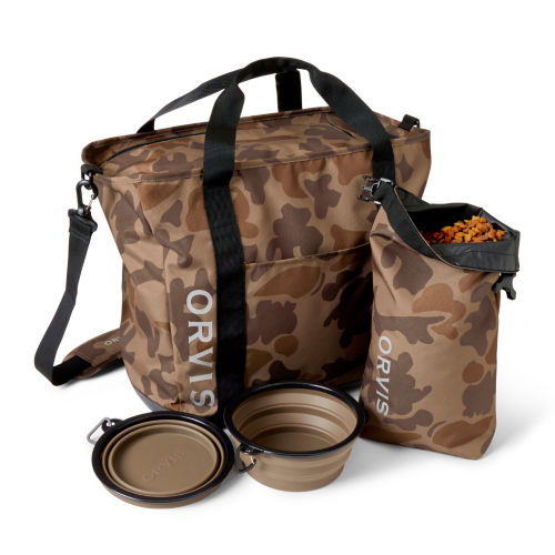 The chuckwagon, a camo-colored back with brown travel bowls